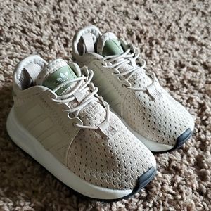 Adidas toddler size 5k slip on sneakers